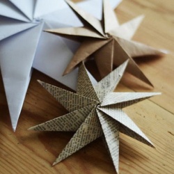 三角插折纸手工制作立体八角星图解教程