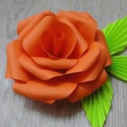 纸玫瑰的简单折法图解 折纸玫瑰花叶子步骤